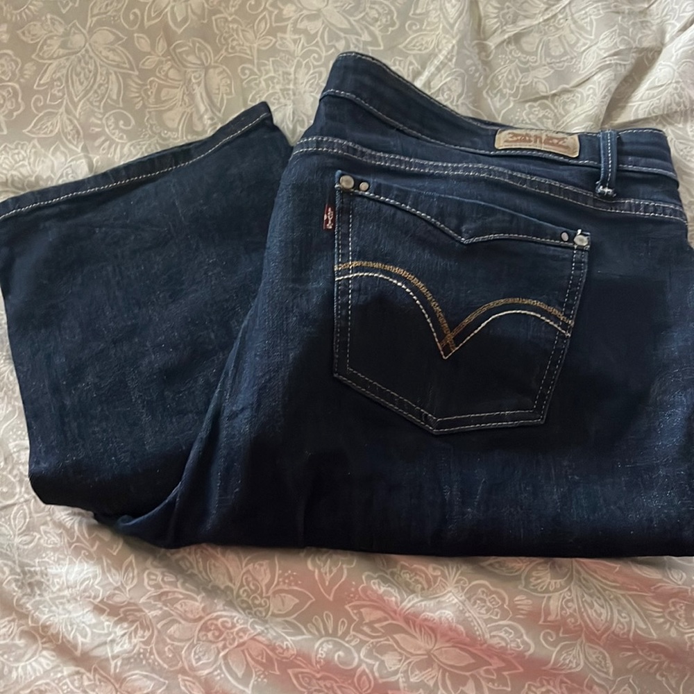 Women’s jeans